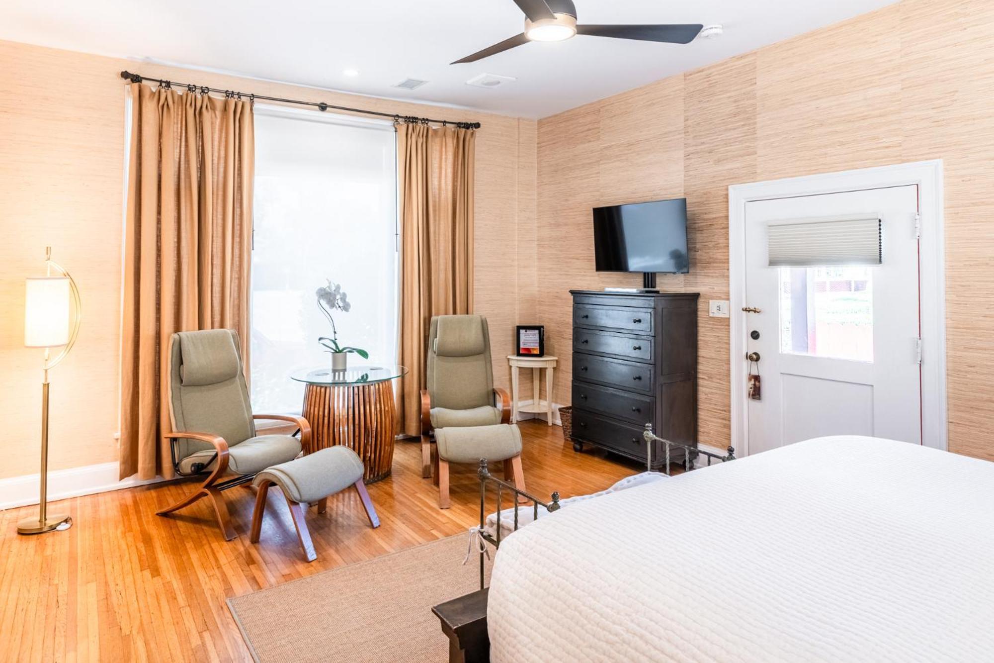 Harbor House Inn Санта-Барбара Экстерьер фото